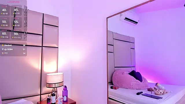 AlinaVegaa_ webcam