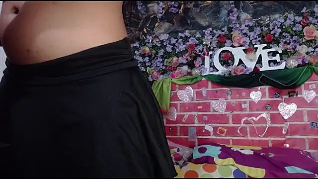 DesireDirtyTS__ webcam