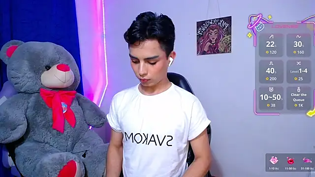 OwenBluee webcam