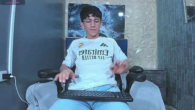 ElanGiraldo webcam