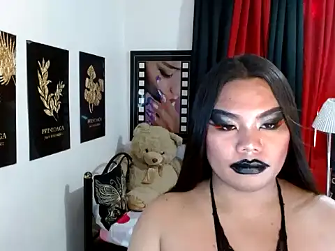 TSbrianaHugeCock webcam