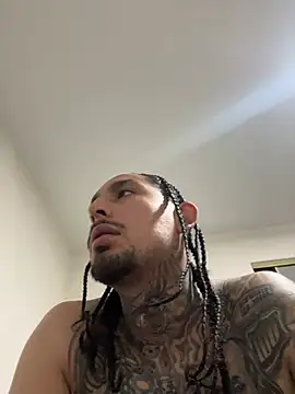 Longmoney444 webcam