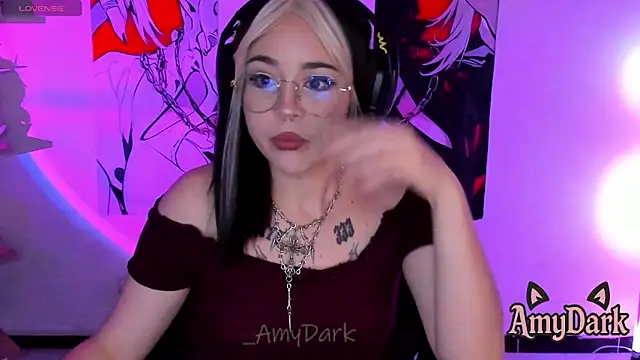 _AmyDark webcam