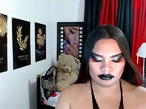 TSbrianaHugeCock webcam