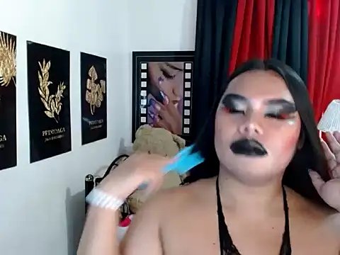 TSbrianaHugeCock webcam