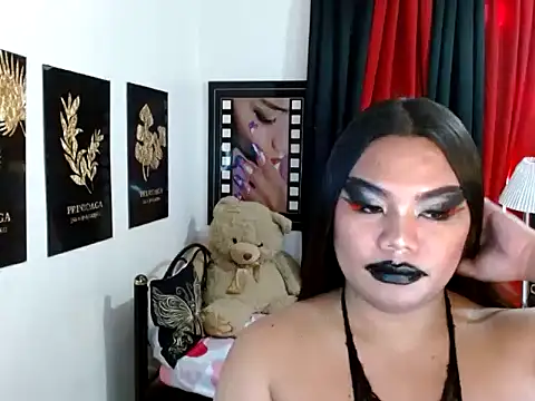 TSbrianaHugeCock webcam