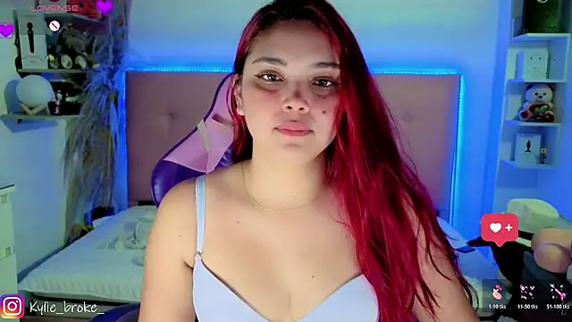 Kylie_brokee webcam