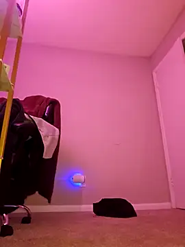 oliviaprettypussy webcam