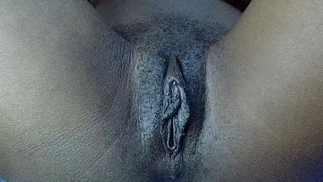 Juicy-Liana webcam
