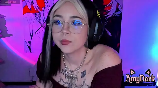 _AmyDark webcam