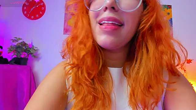 _Moon_Johnson webcam