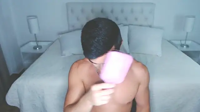 mr_hunterx webcam