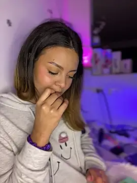 Ame_Desire webcam
