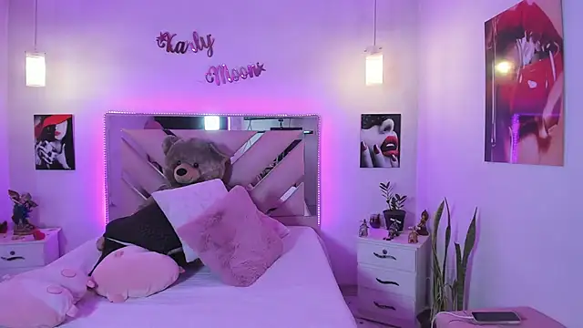 Karly_moon webcam