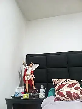 MaryRoze_ webcam