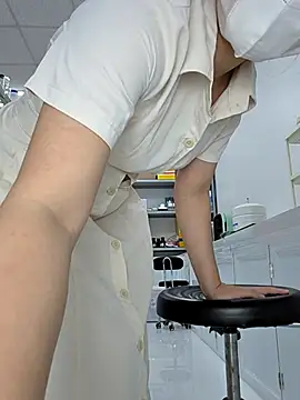 HinaLovely webcam
