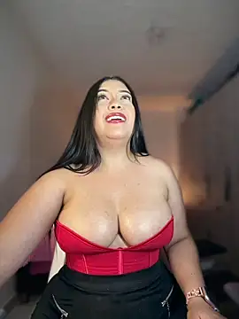 cami_ortiz__ webcam