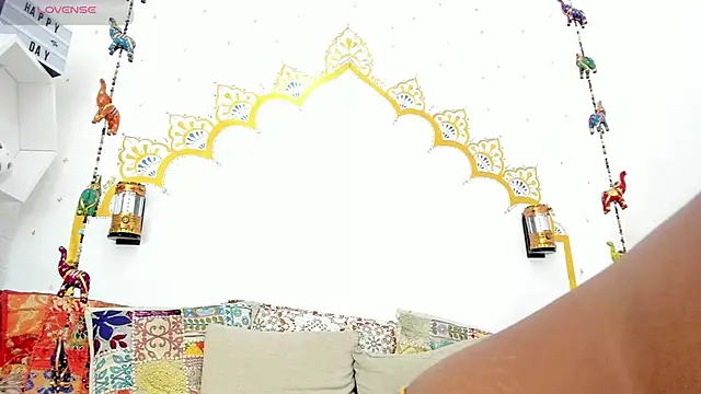 LadyNahir webcam
