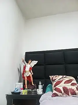 MaryRoze_ webcam