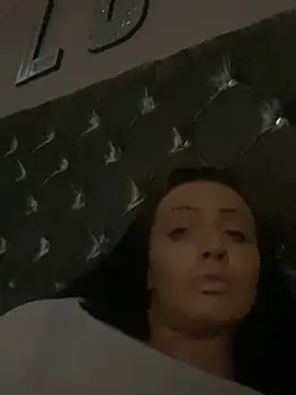 lucyluvxx webcam