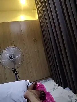 santhoshkannadaboy webcam