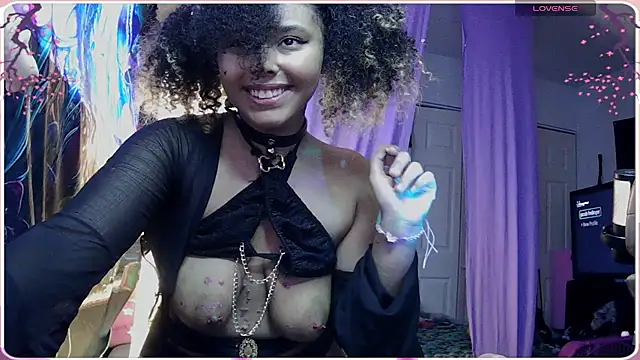 HonneyBunnyXO webcam