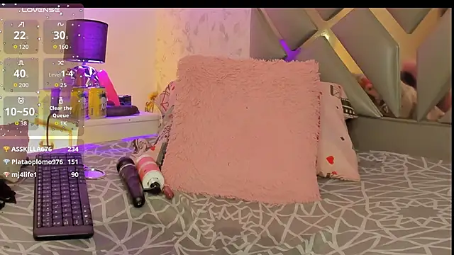 EmilyyRosee_ webcam