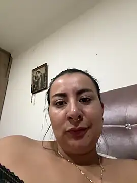 Abril_Luv webcam