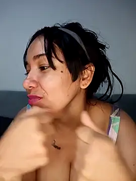 violettaa_millerss webcam