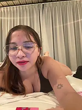 AliciaWhite_nt webcam