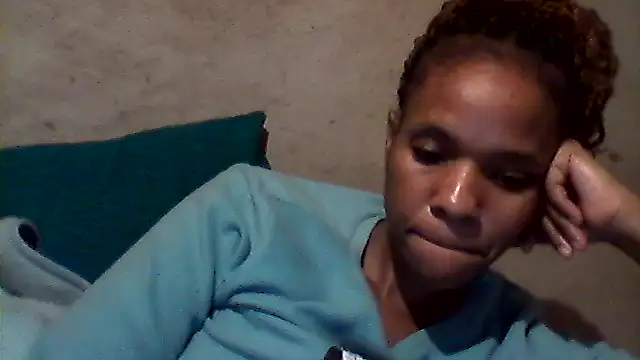 sexybigass31 webcam