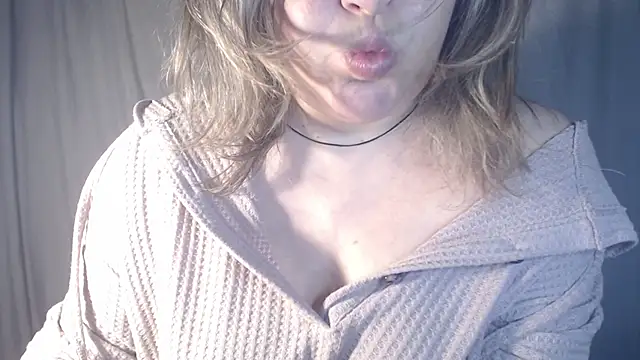 1hardnipples1 - 1hardnipples1's free webcam - UK Sex Cams