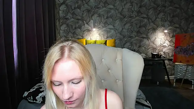Elizabeth_Adams webcam