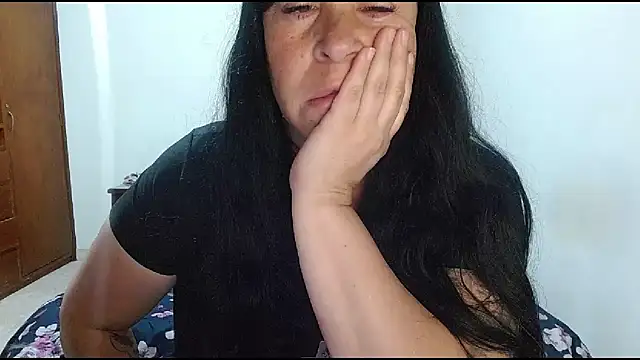 LauraMallioni webcam