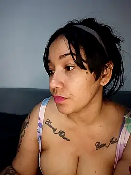 violettaa_millerss webcam