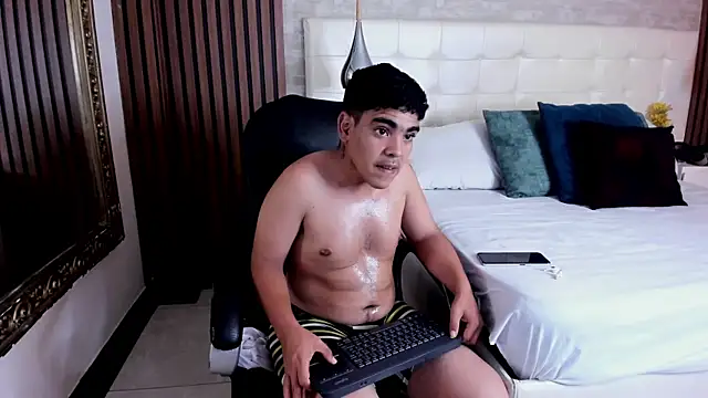 MikeHuddson webcam