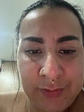 Abril_Luv webcam