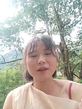 linda_bae00 webcam