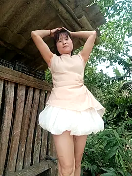 linda_bae00 webcam