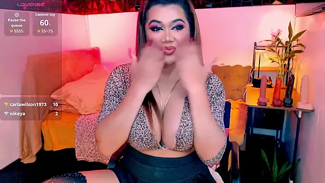 asiankatyhuge webcam
