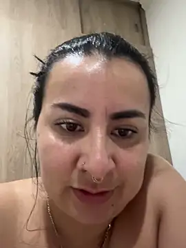 Abril_Luv webcam