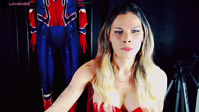 Modella: dark_sailent