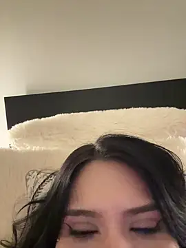 nina24qkrica webcam