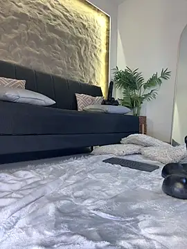 isa__blanc - Isa__Blanc's free webcam - UK Sex Cams