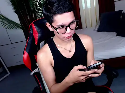 drinkmycumx webcam