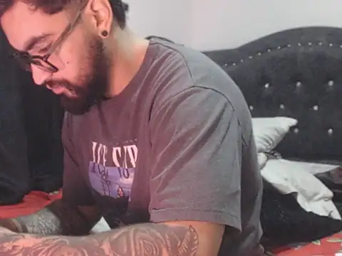Chrys_harris77 webcam