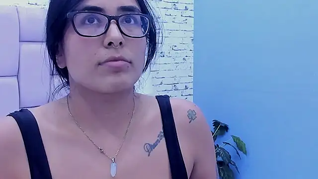 KateBlakee webcam