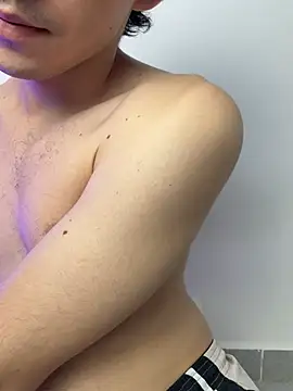 VelvetEsteven webcam