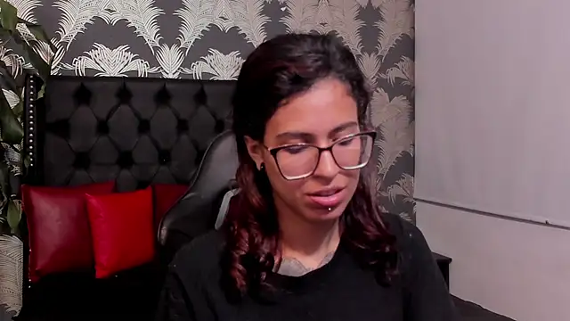 Emily_Lopera webcam