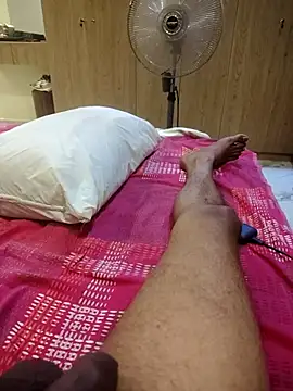 santhoshkannadaboy webcam